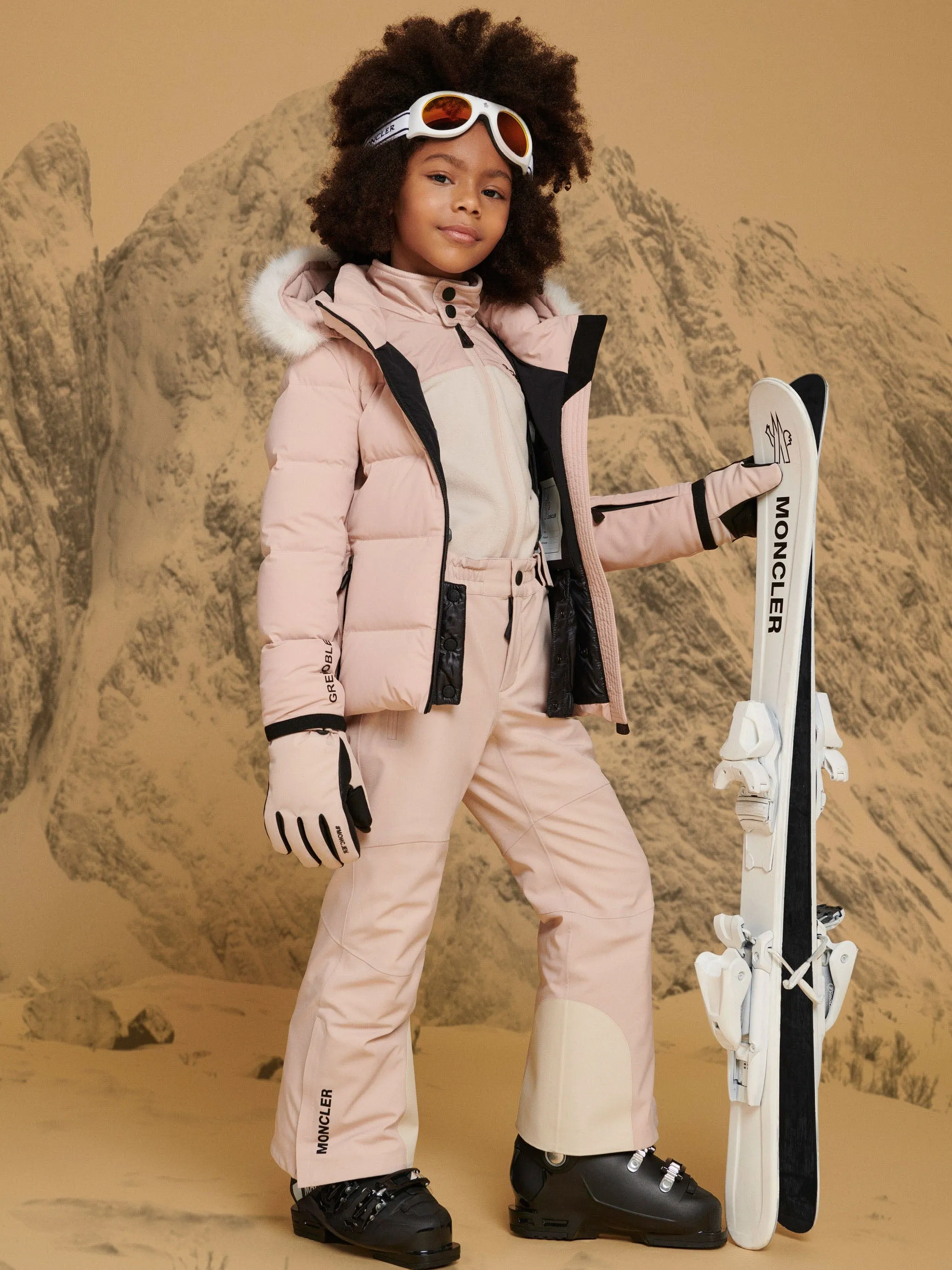 Moncler Enfant Girls Grenoble Down Padded New Guyane Jacket in Pink